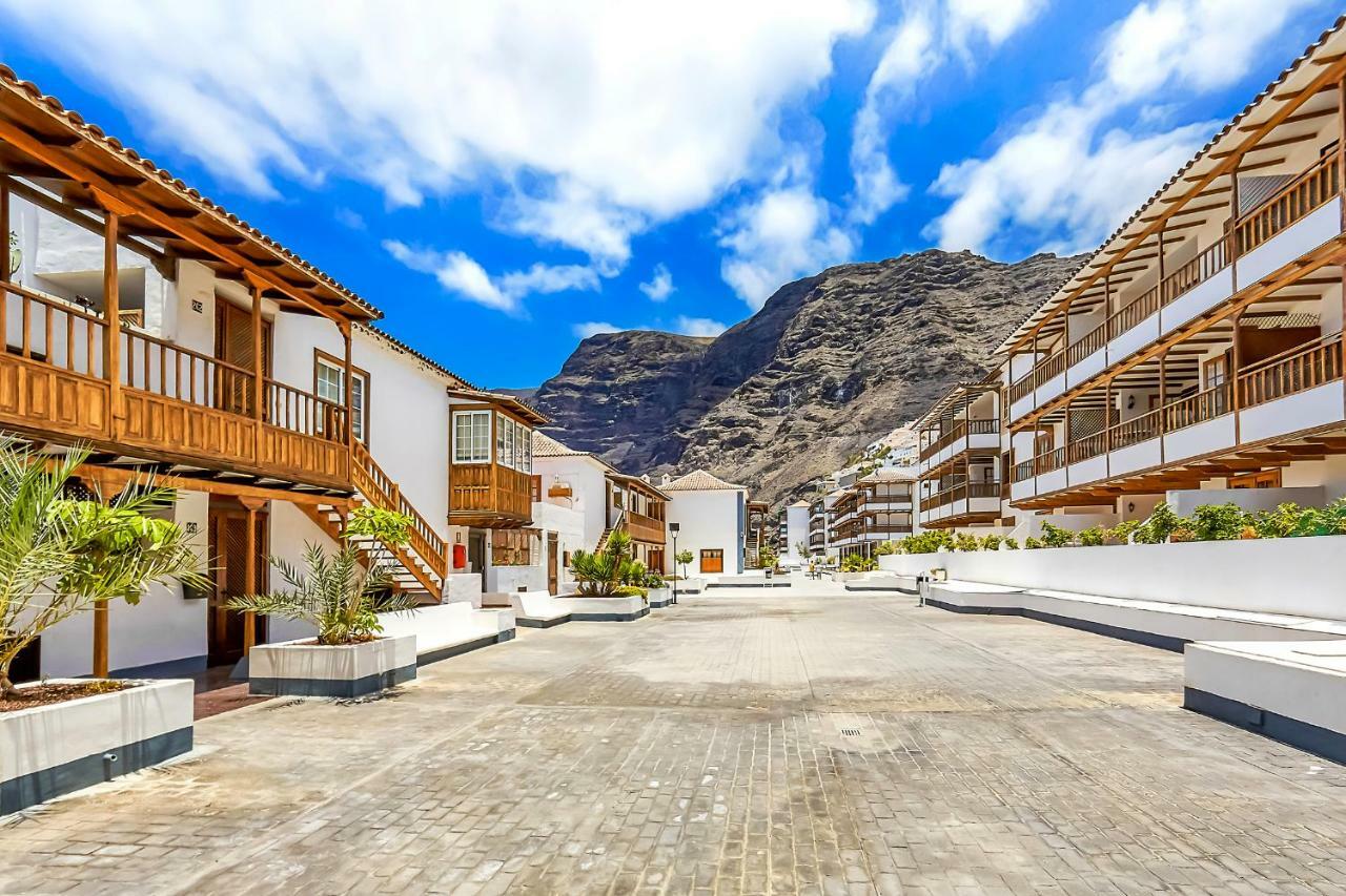 First Line Beach Front 2 Bedroom Apartment Los Gigantes Santiago del Teide Exteriör bild